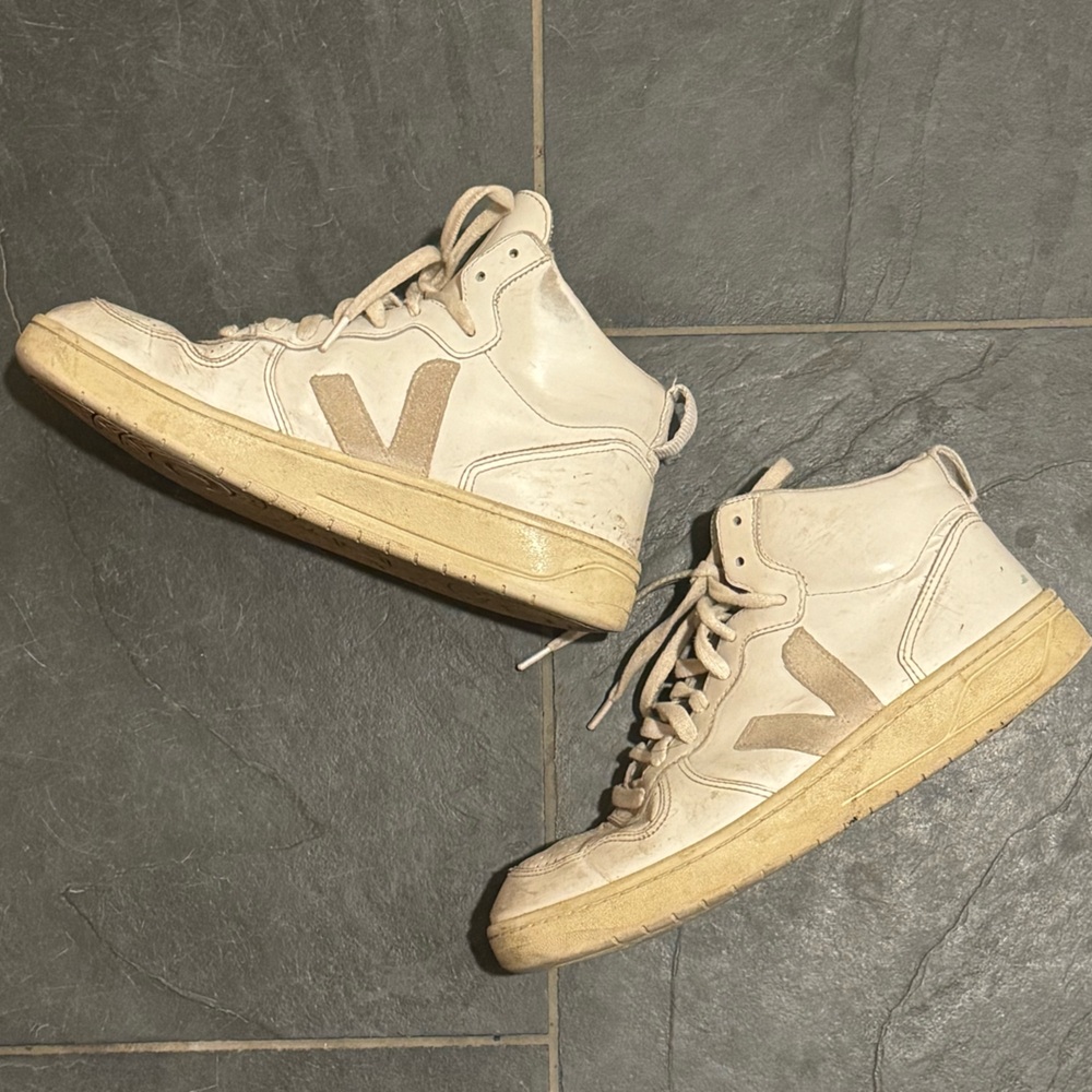 Veja V-15 high top sneakers